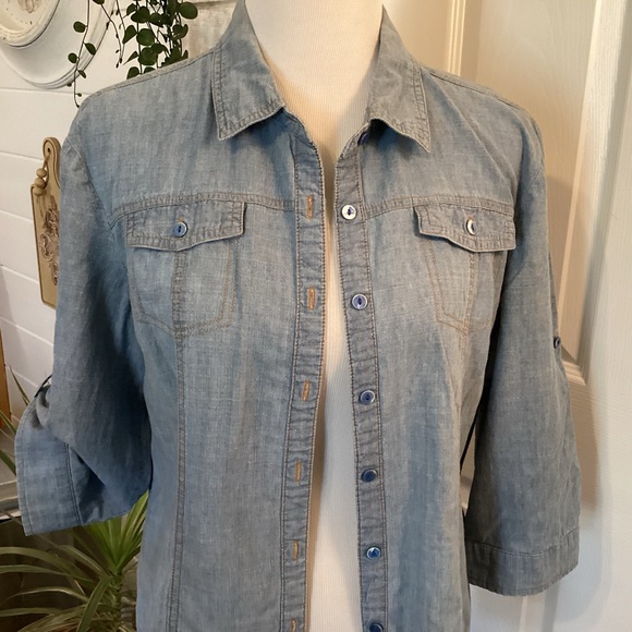 Light Blue Denim Button-Up Shirt - Picture 6 of 7